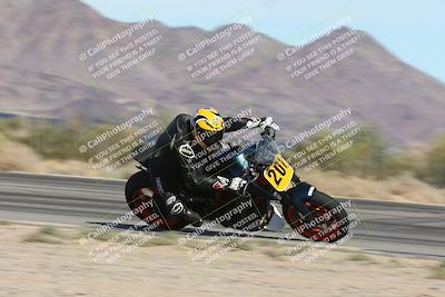 media/Nov-16-2025-Race Pace (Sun) [[8c5fa54630]]/Non Verified Riders (1st 20 Minutes)/3-Turn 3 Inside (11am)/